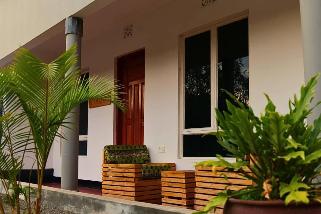 Freedom Inn Arusha Ngoại thất bức ảnh
